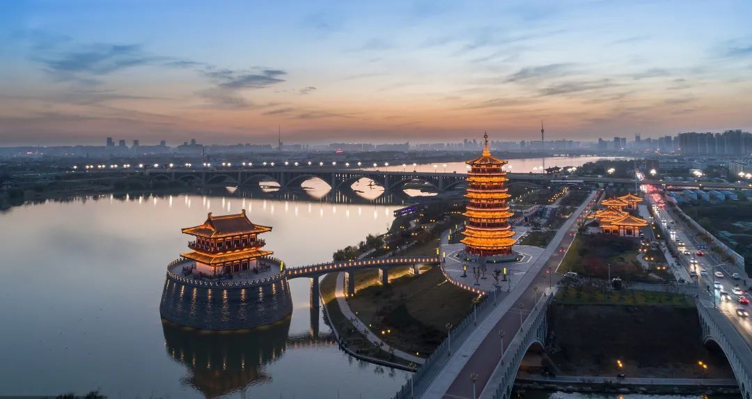 河南，致敬领导与同胞的深情之声